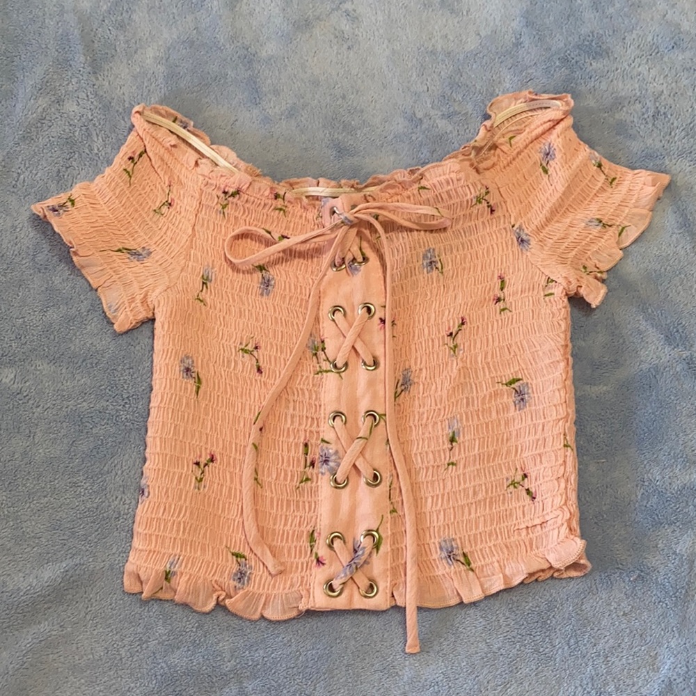 Smock/Shirred Floral Lace up Crop Top